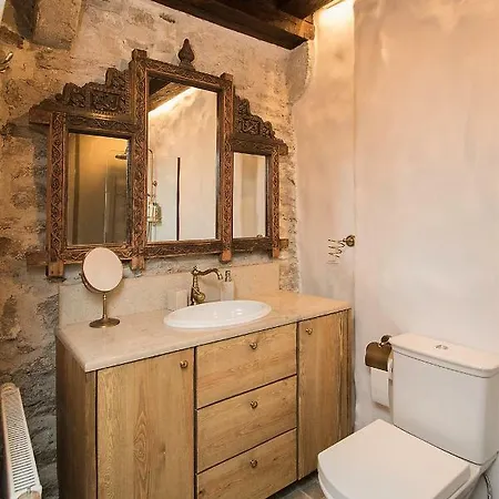 Apartment Medieval Beauty With Private Entrance *